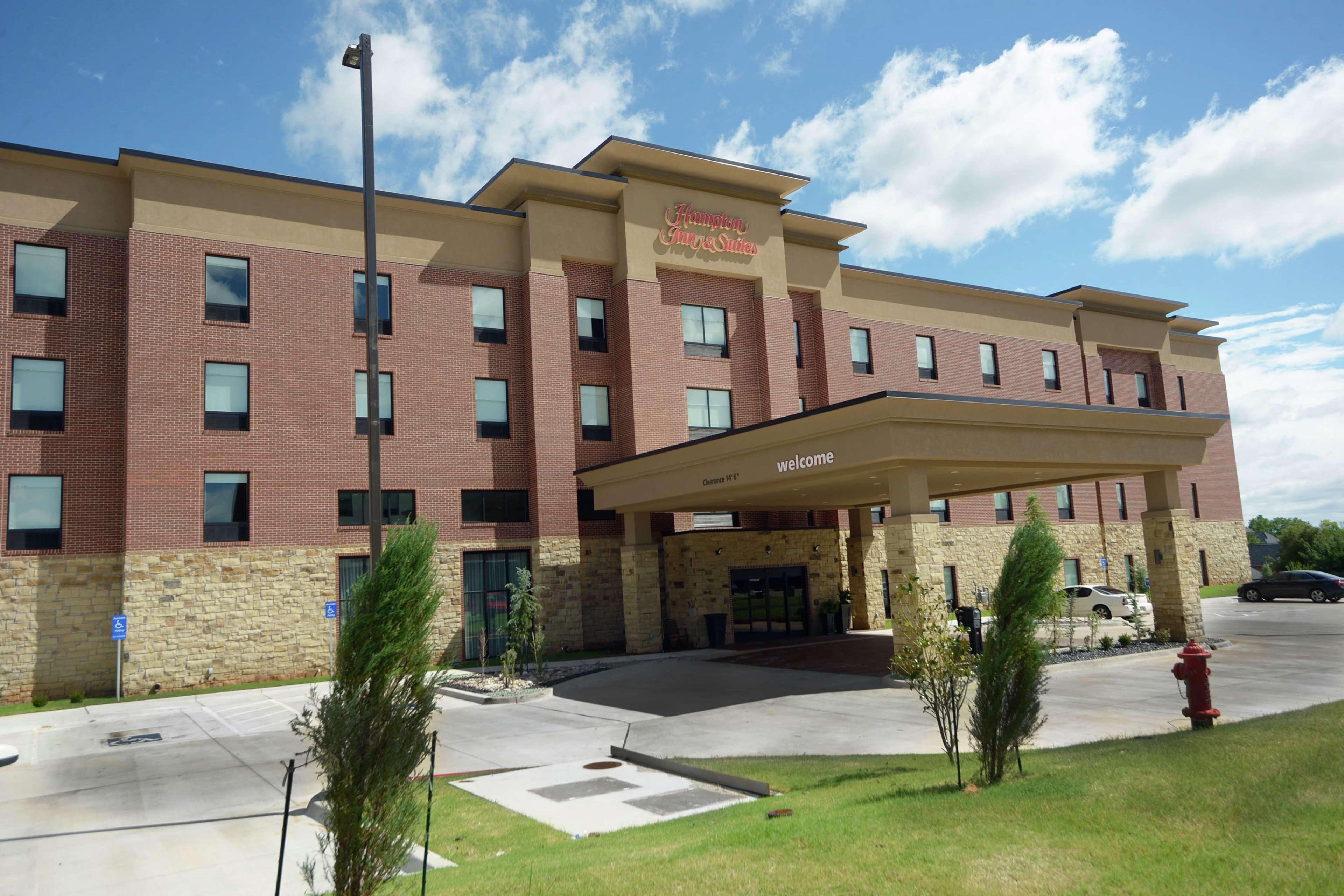 Hampton Inn & Suites Oklahoma City/Quail Springs Exterior photo